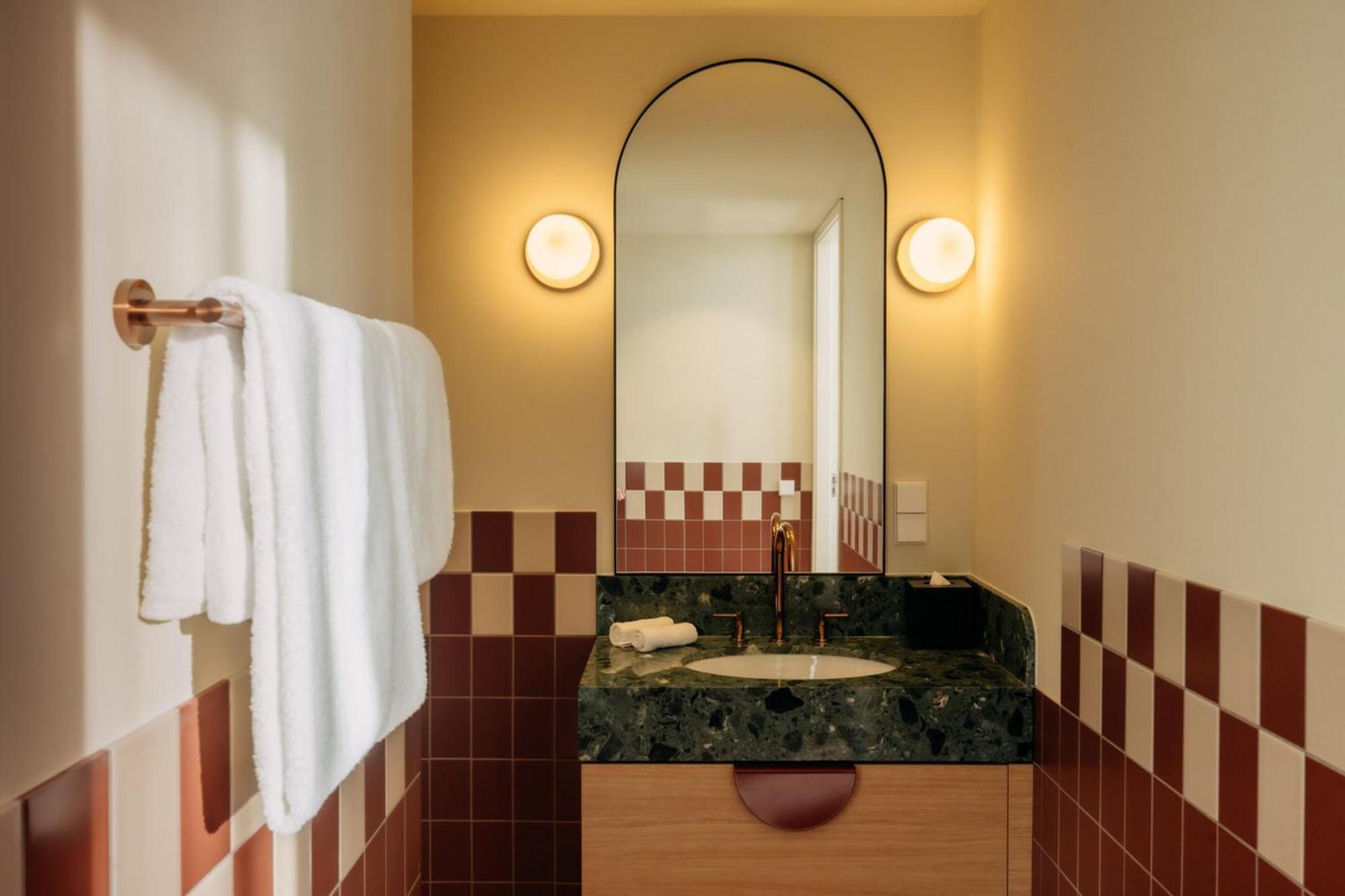 De Plesman Hotel デン・ハーグ エクステリア 写真